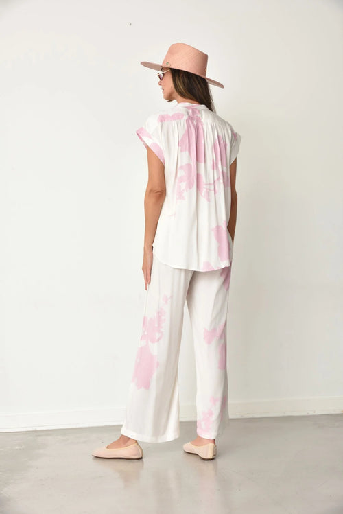 Kio Shirt Pink on White