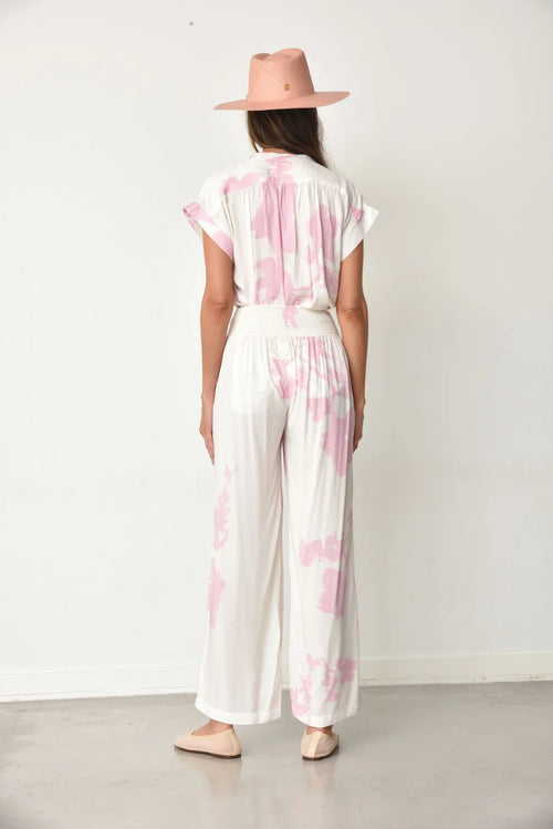 Kio Pant Pink on White